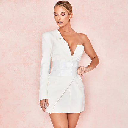 Deep V-shoulder irregular blazer