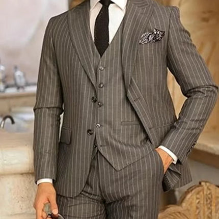 Elegant Pinstripe Suit for Men 3 Piece Blazer Vest and Pant Set Peak Lapel High Quality Customized Men Suit for Wedding Business