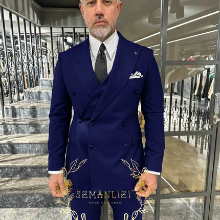 Black Men's Suit 2 Piece Double Breasted Jacket Pants Formal Wedding Groom Tuxedo Peaked Lapel Blazer Customized Men's Suit