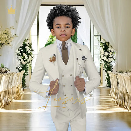 Elegant white 3-piece suit for boys – classic peak lapel tuxedo, suitable for performances and festive attire.