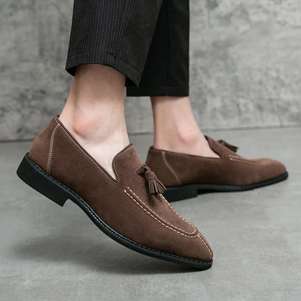 New British Designer Suede LeatherTassel Casual Shoes for Men Purple Blue Brown Moccasins Wedding Prom Homecoming Party Footwear