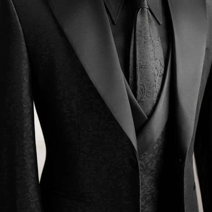 Modern Jacquard Men Suits 3 PCS Coat Vest Pants Groom Suit Business Blazer Peaked Lapel Wedding Prom Party Jacket Customized