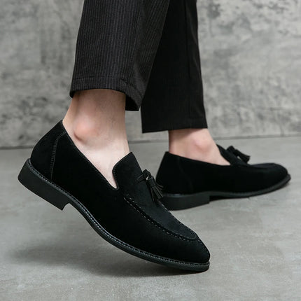 New British Designer Suede LeatherTassel Casual Shoes for Men Purple Blue Brown Moccasins Wedding Prom Homecoming Party Footwear