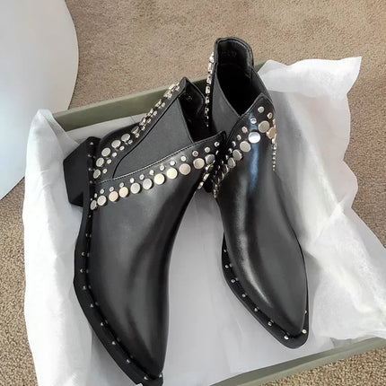 High Quality Women Shoes Leather Short Boots Women Pointed Chunky Heel Boots Fashion Rivet Ankle Boots Female Platform Heel 2024