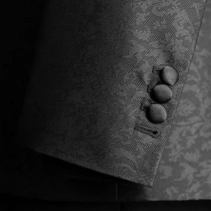 Modern Jacquard Men Suits 3 PCS Coat Vest Pants Groom Suit Business Blazer Peaked Lapel Wedding Prom Party Jacket Customized