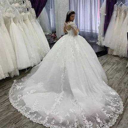 Customized Elegant Long Sleeves Plus Size Wedding Dress White Robe De Mariee 2026 Appliques Lace Bridal Gowns Vestido De Novias